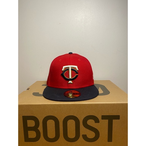 Minnesota Twins New Era Alternate 2 Fitted Hat - Picture 1 of 3
